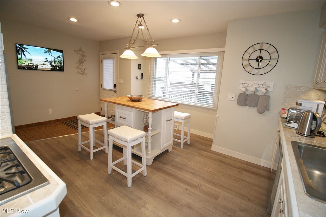 Golden Gate Estates - Residential Lease