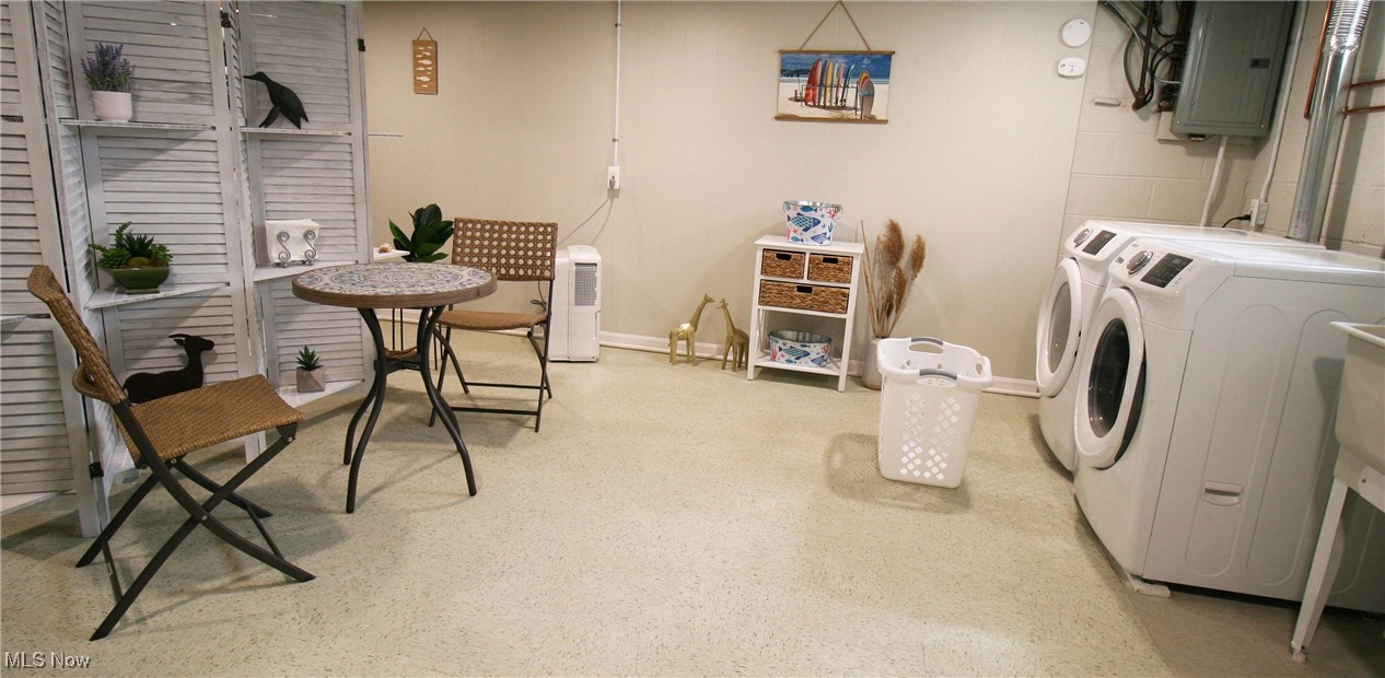 Golden Gate Estates - Residential Lease