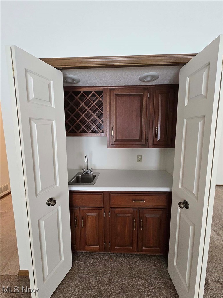 Brookview Condo - Residential