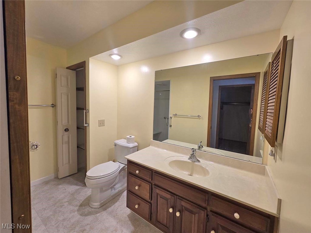 Brookview Condo - Residential