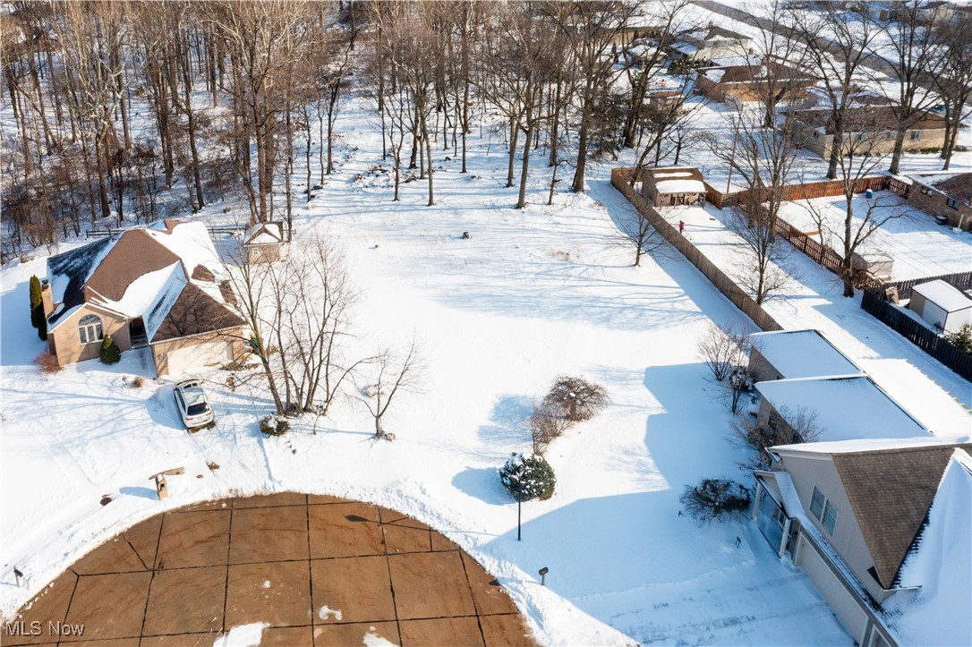 872 E Dawnwood Drive