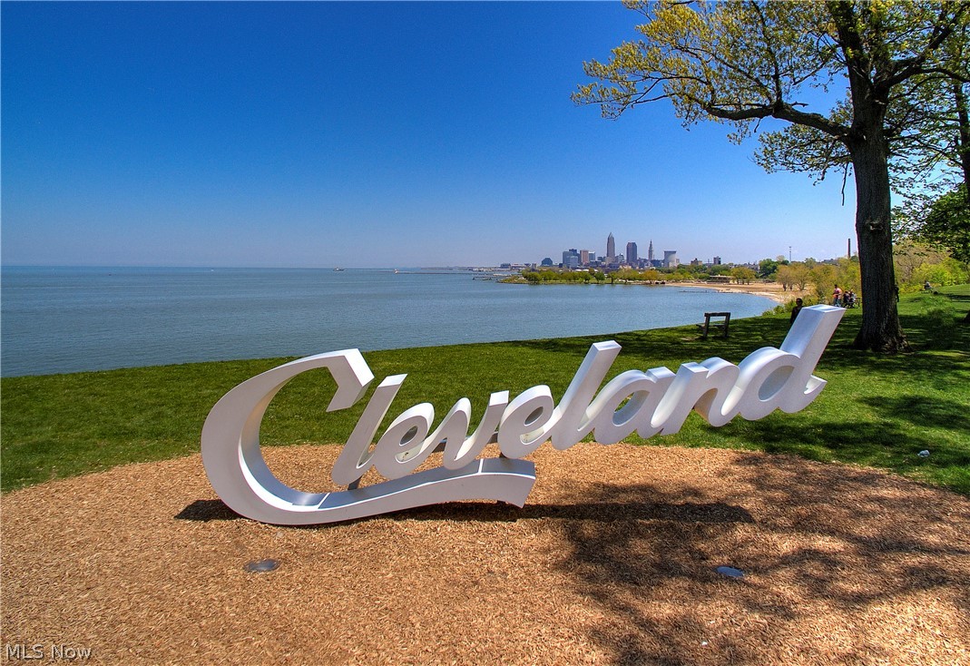 The Exchange on Clinton - Residential