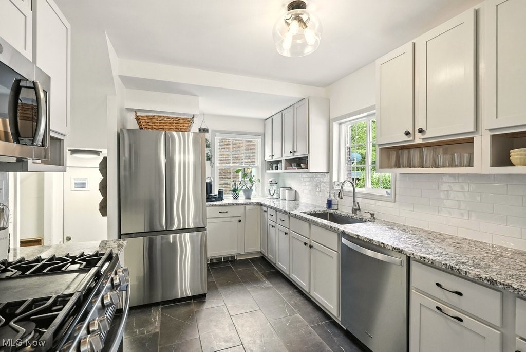 Edward Kneen - Residential