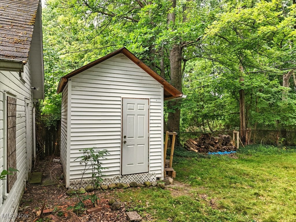 Edward Kneen - Residential