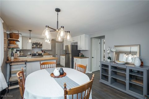 Tiny photo for 10190 Valleydale Street SE, Magnolia, OH 44643 (MLS # 5179082)