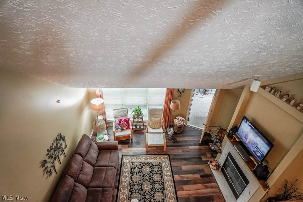 Rose Hill Condo - Residential