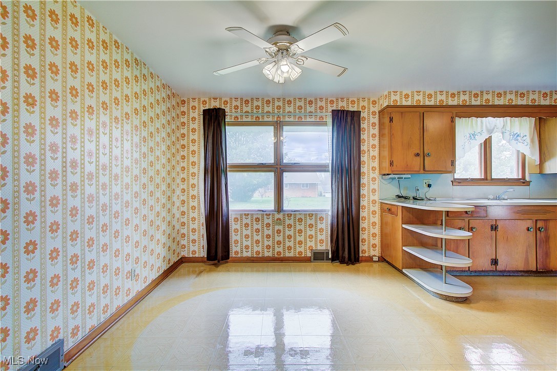 1131 31st Street, Canton, Ohio image 11