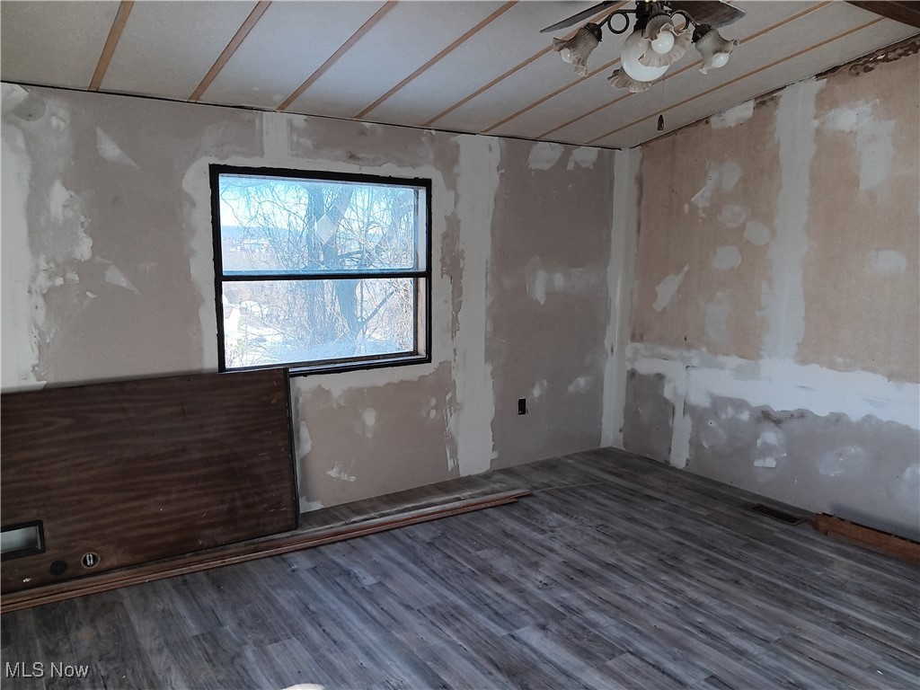 Mcphersons 1st Add - Residential