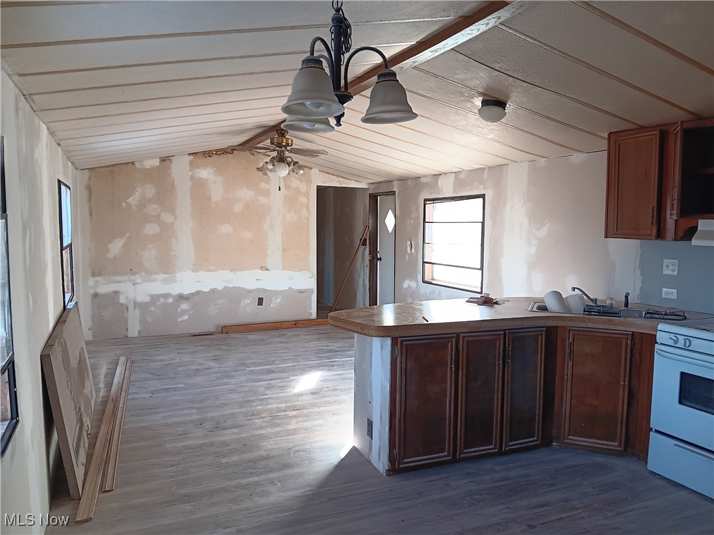 Mcphersons 1st Add - Residential