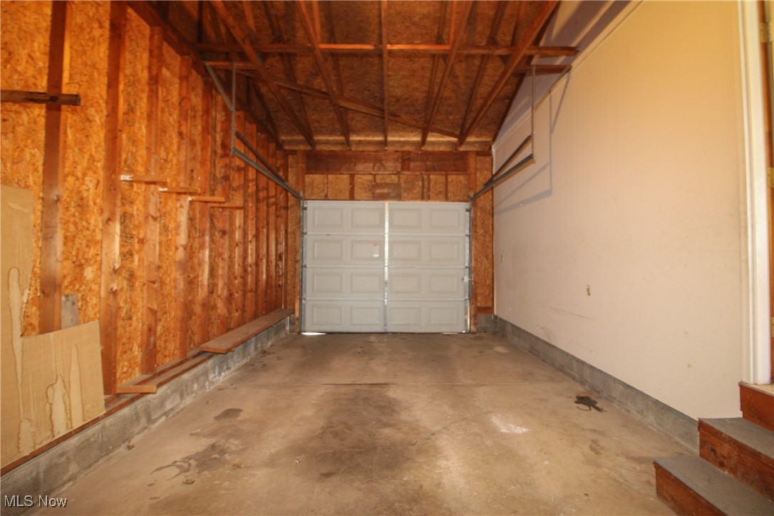 17894 2nd Street, Beloit, Ohio image 32
