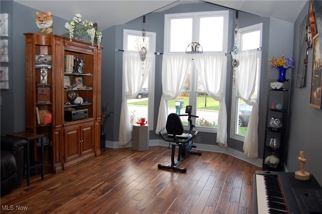 1222 Southpointe Circle, Canton, Ohio image 11