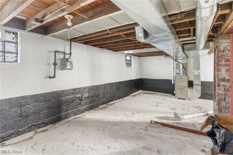 Tiny photo for 2311 Robbins Avenue, Niles, OH 44446 (MLS # 5256931)