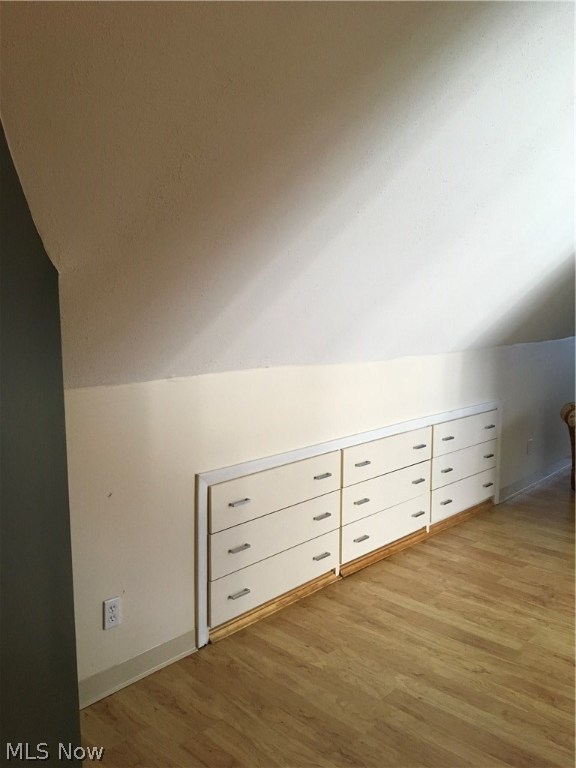 Lakewood Park - Residential Lease