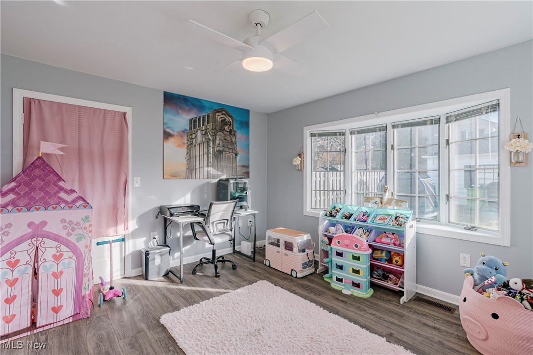 Cedar-Green - Residential