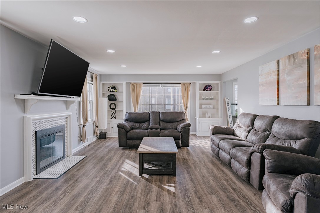 Cedar-Green - Residential