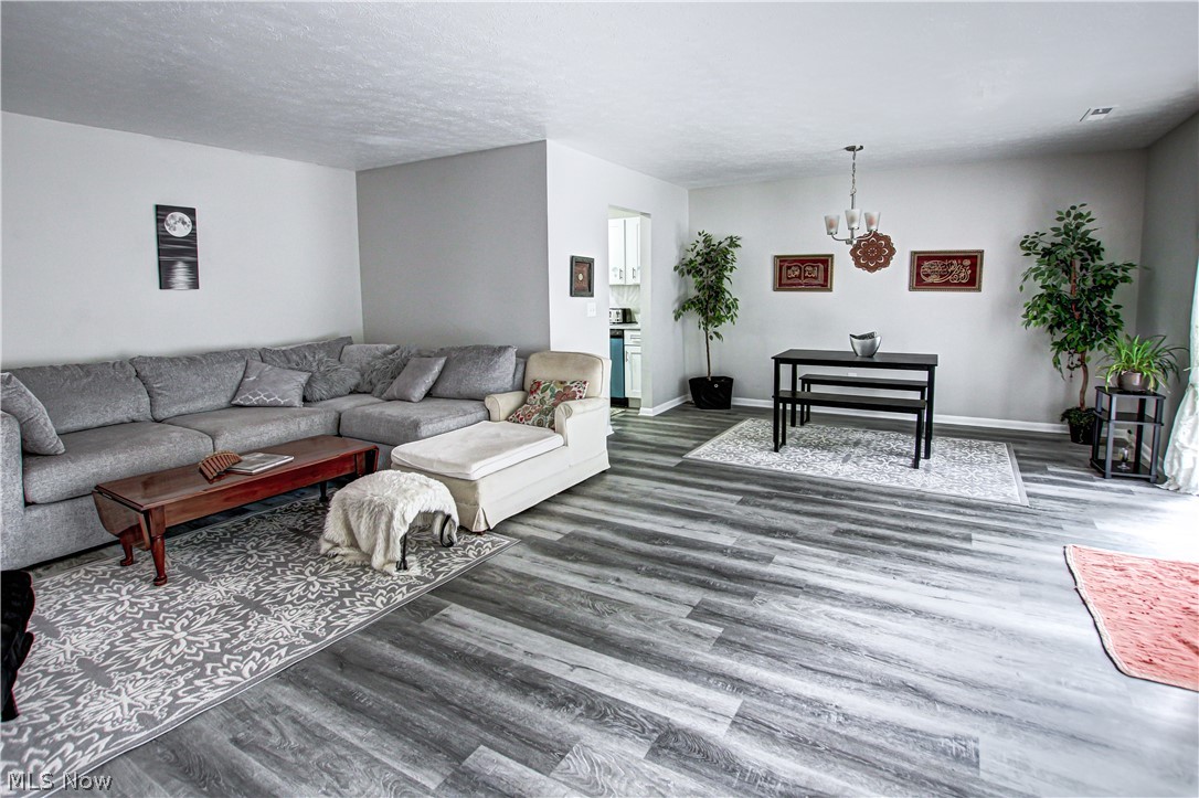 Ramblewood Condo - Residential