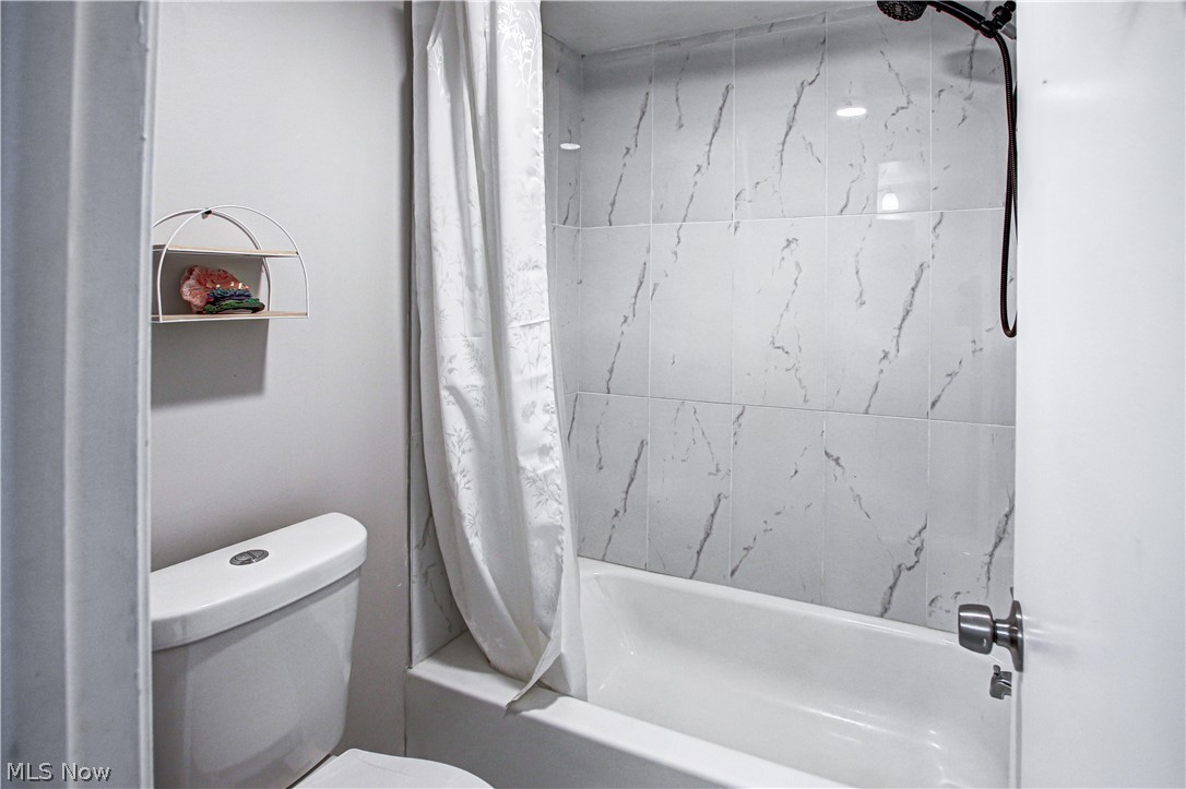 Ramblewood Condo - Residential