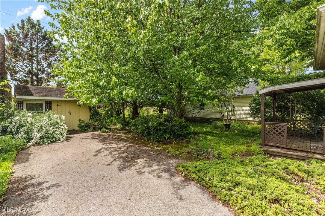 18061 Derr Avenue, Beloit, Ohio image 27