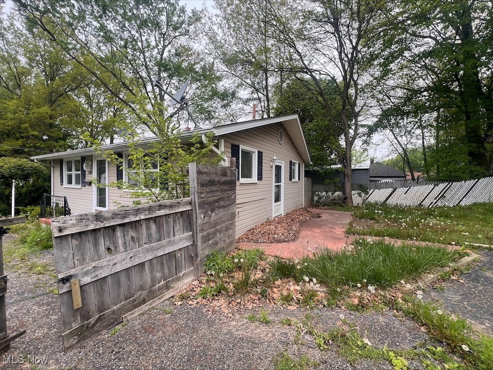 3816 Arnold Avenue, Canton, Ohio image 3