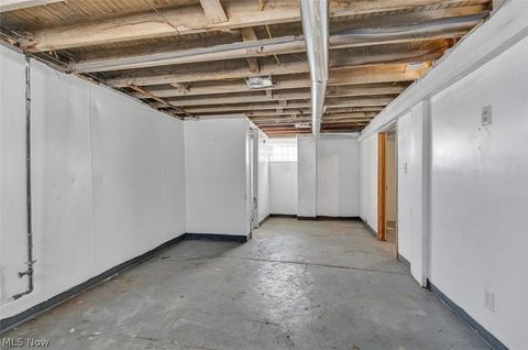 Tiny photo for 13801 Othello Avenue, Cleveland, OH 44110 (MLS # 5190947)