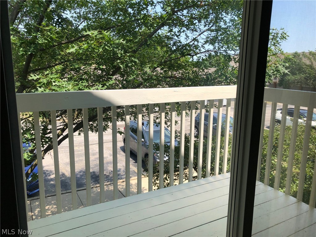 Brookledge Commons Condos - Residential Lease