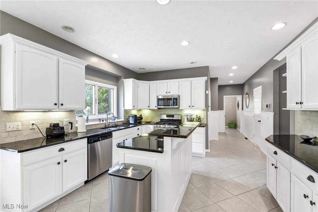 30660 Jefferson Way, Westlake, Ohio image 13