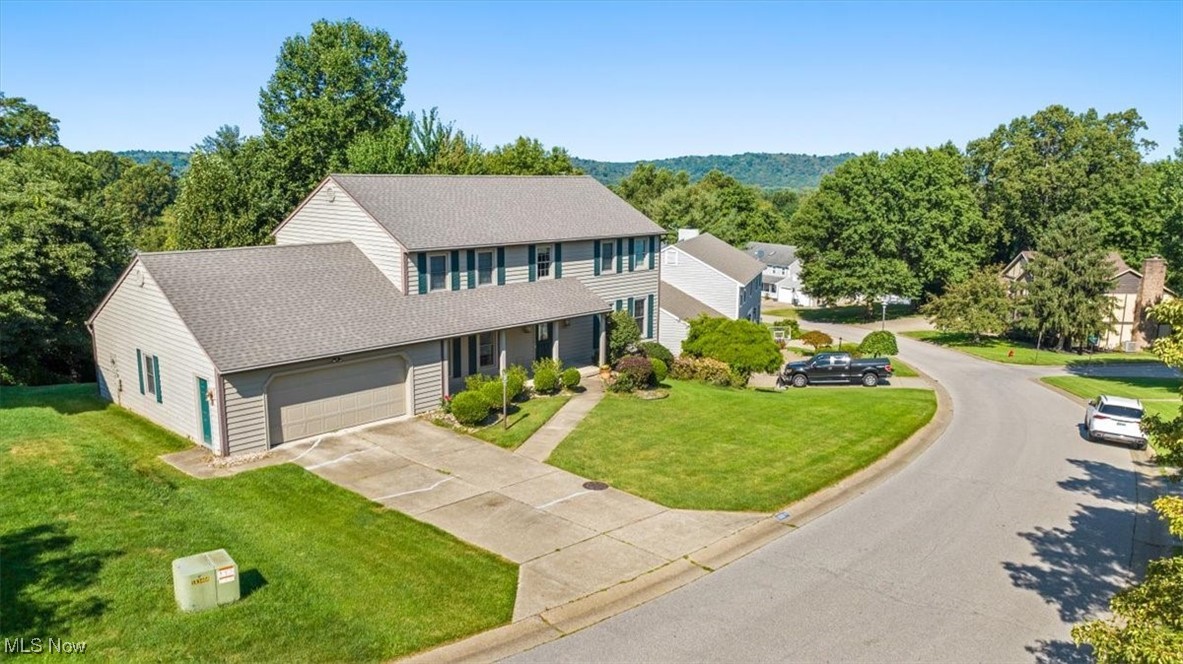 1302 Greenmont Hills Drive, Vienna, West Virginia image 4