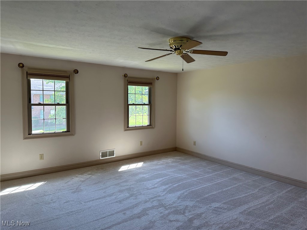 1302 Greenmont Hills Drive, Vienna, West Virginia image 21