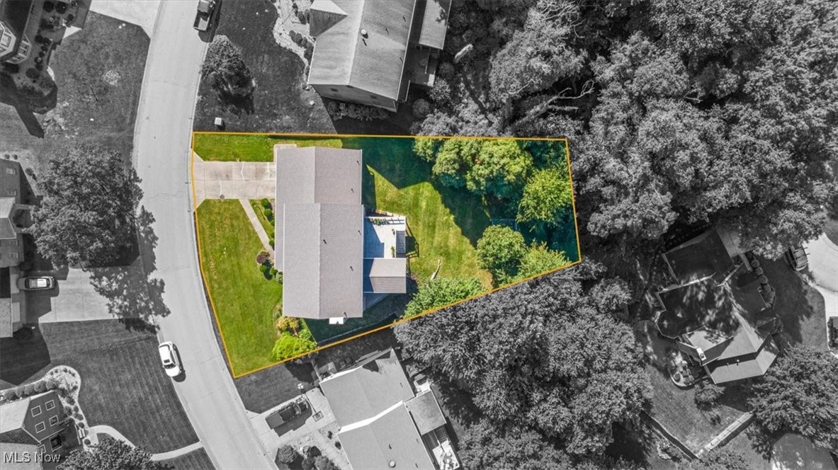 1302 Greenmont Hills Drive, Vienna, West Virginia image 6