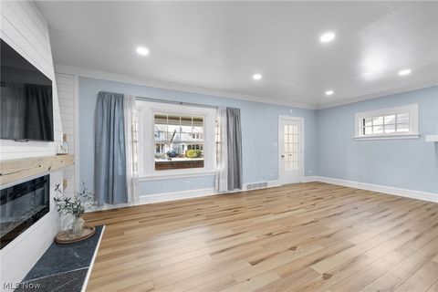 Tiny photo for 2153 Northland Avenue, Lakewood, OH 44107 (MLS # 5187349)