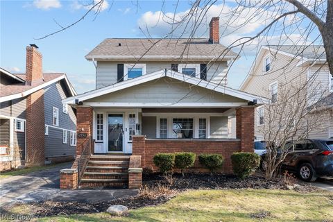 Photo of 2153 Northland Avenue, Lakewood, OH 44107 (MLS # 5187349)