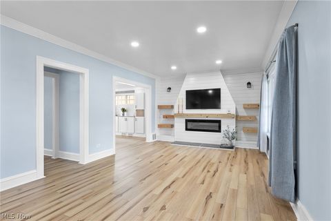 Tiny photo for 2153 Northland Avenue, Lakewood, OH 44107 (MLS # 5187349)