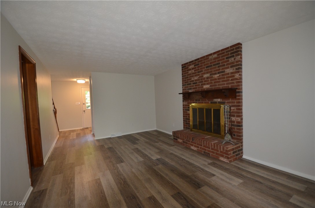 Plymouth Village - Residential Lease