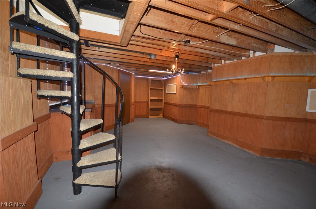 Plymouth Village - Residential Lease