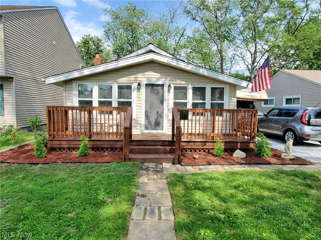 Arrowhead Beach 01 - Residential