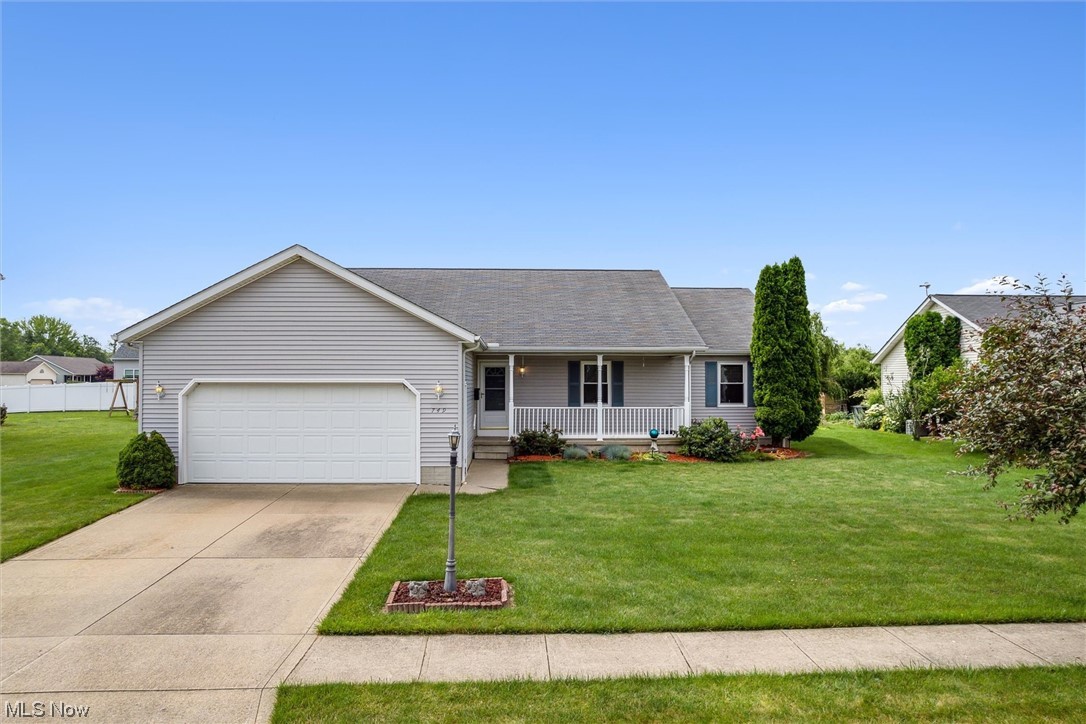 Live your best life in this beautiful home! This ranch style home offers three bedrooms and over 1700 sq ft of living space. The kitchen and dining room were strategically designed for home entertainment, and you won't miss a moment overlooking the spacious living room with vaulted ceilings. The primary bedroom is oversized, with a reading nook and full ensuite bathroom, and walk-in closets. The second and third bedroom are spacious with plenty of closet space as well. The main floor is finished with a full bathroom and a laundry room for easy one floor living. The full basement boasts opportunity for more future finished living space. The community amenities include a golf course, stocked fishing ponds, playgrounds, and a full-service bar and restaurant. Come and take a look today!