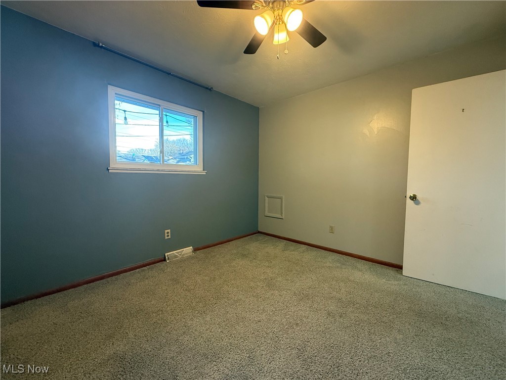 9083 Priem Road, Strongsville, Ohio image 17