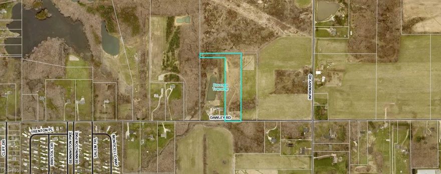 A country lot with city amenities available
located near easy interstate access, local shopping, 
ready for your builders plan
front entry drive has been started with gravel,
documents to allow sewer tap in provided by the county