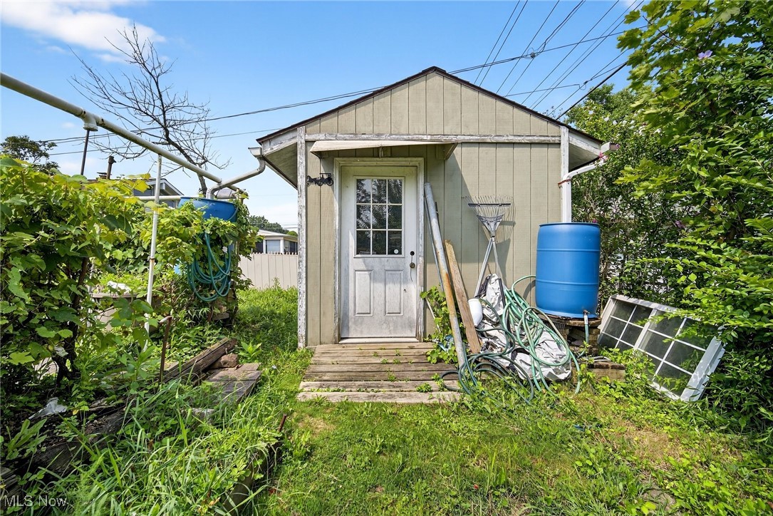 Seven Hills Prop 06 - Residential