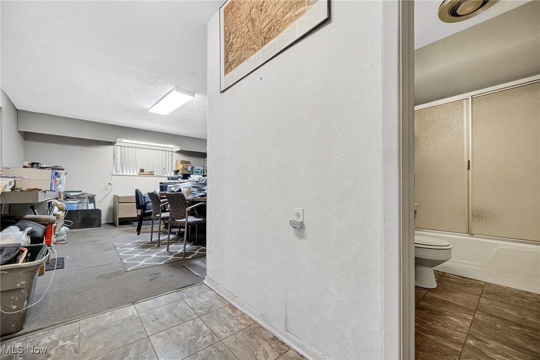 Seven Hills Prop 06 - Residential