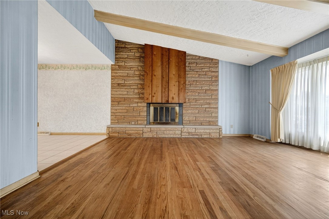 Seven Hills Prop 06 - Residential