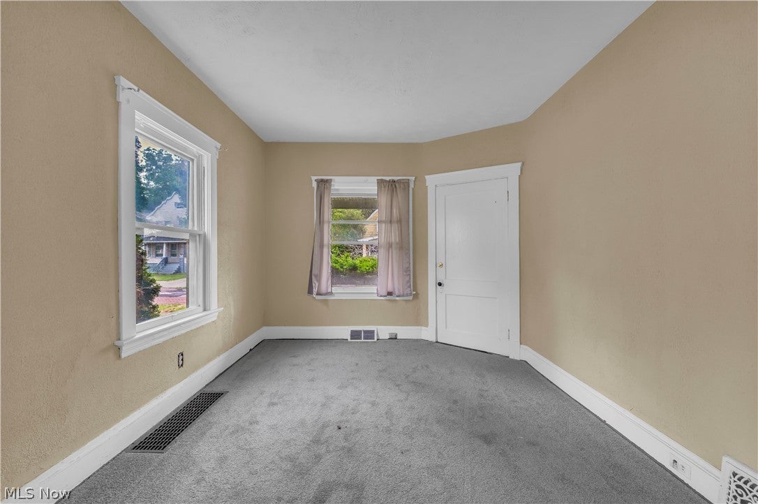 13209 Ferris Avenue