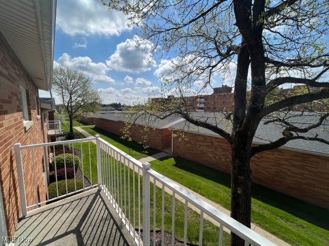 Unit/Pine Crest Condos - Residential