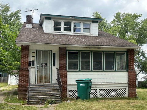 Homes For Sale - 5578 Dalewood Avenue<br/> Cleveland, OH 44137