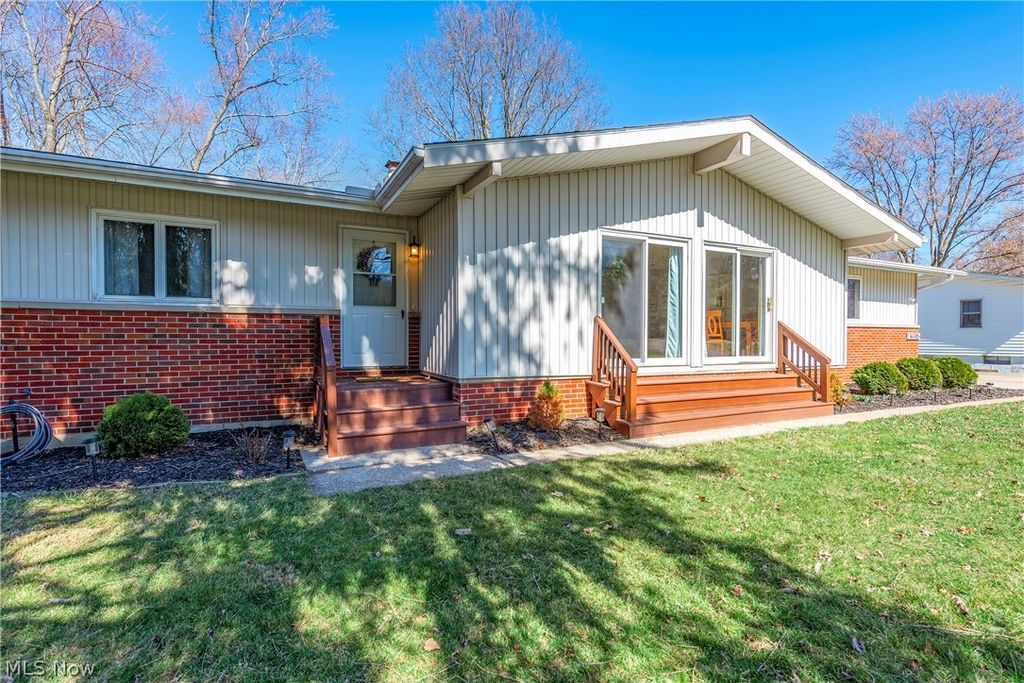 Photo of 16305 Sperry Road, Vermilion, OH 44089 (MLS # 5192329)