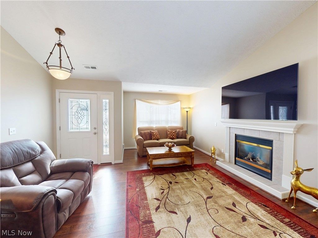 Photo of 609 Beacon Drive, Painesville, OH 44077 (MLS # 5189477)