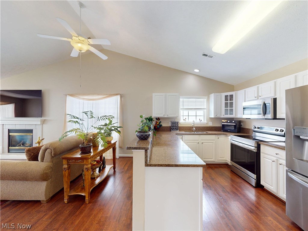 Kilroy Pointe - Residential