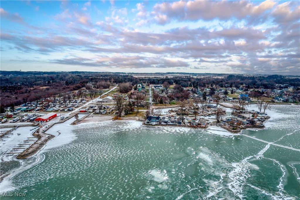 Photo of 2112 S Harborview Drive, Lakeside Marblehead, OH 43440 (MLS # 5176714)