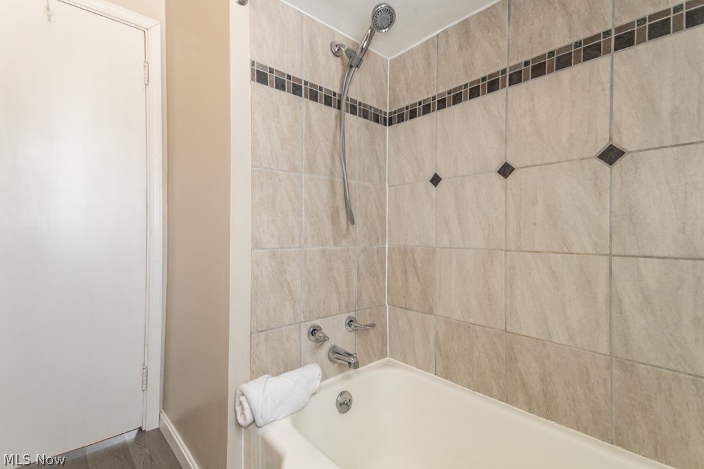 Arrowhead Beach - Residential