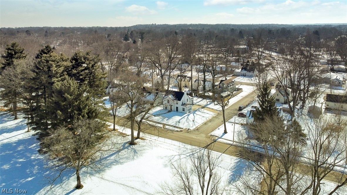 J Ed Good Park - Residential